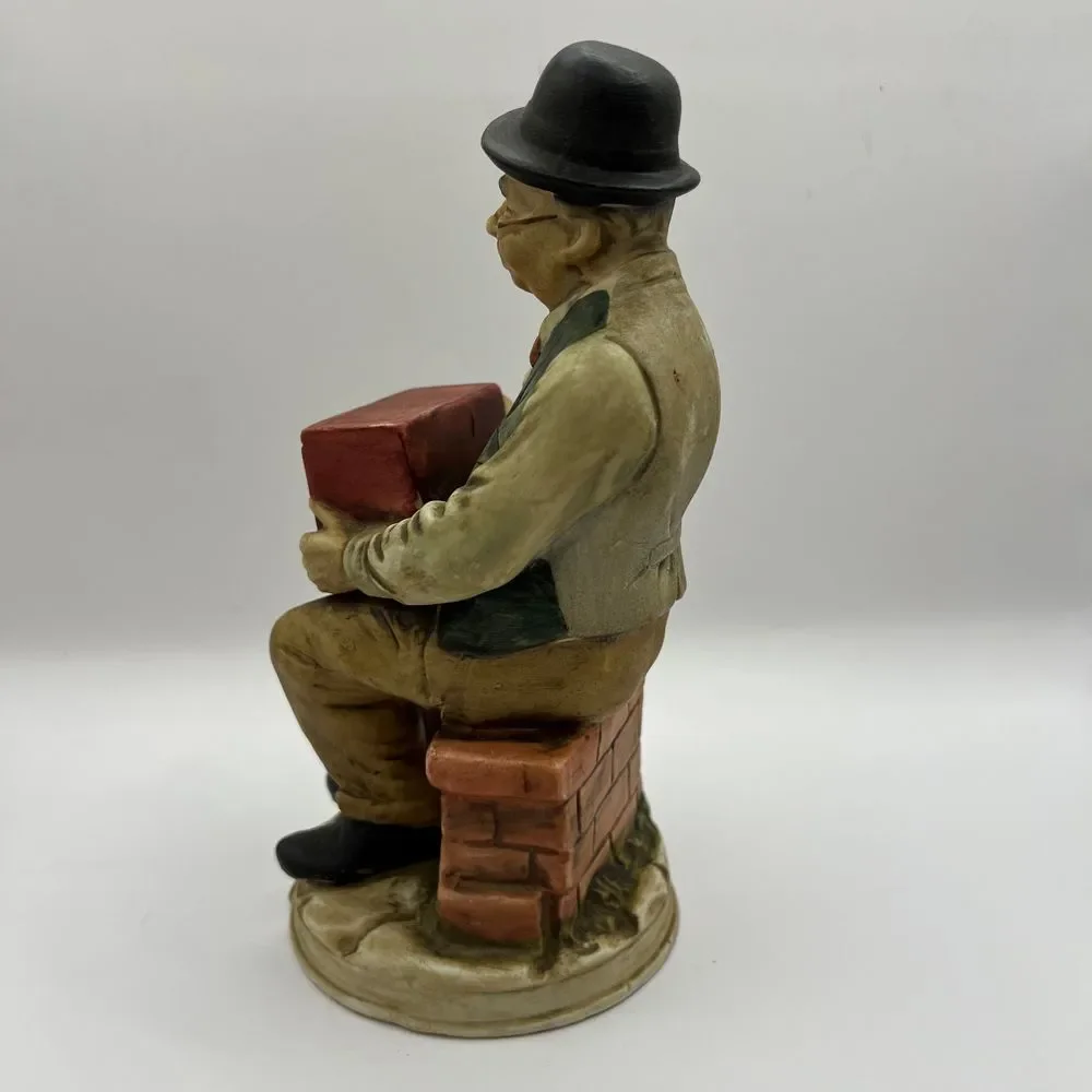 Vintage Ceramic Gentleman Figurine Music‎ Box Decorative Collectible Home Decor